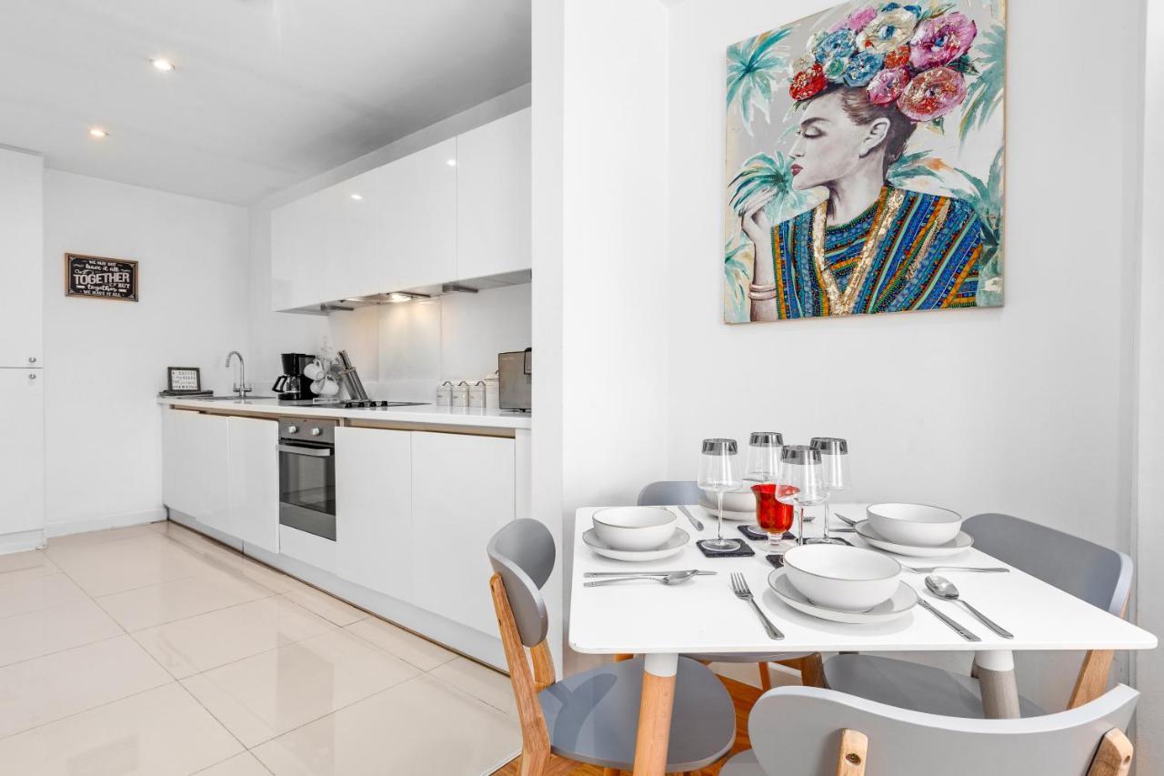 3-Bedroom Flat In London Sleeps 14 Hy1 外观 照片