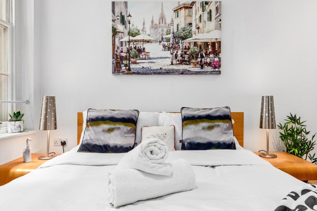 3-Bedroom Flat In London Sleeps 14 Hy1 外观 照片